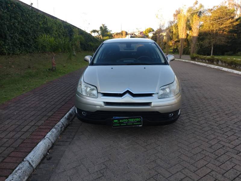 CITROËN - C4 - 2010/2010 - Cinza - R$ 26.900,00