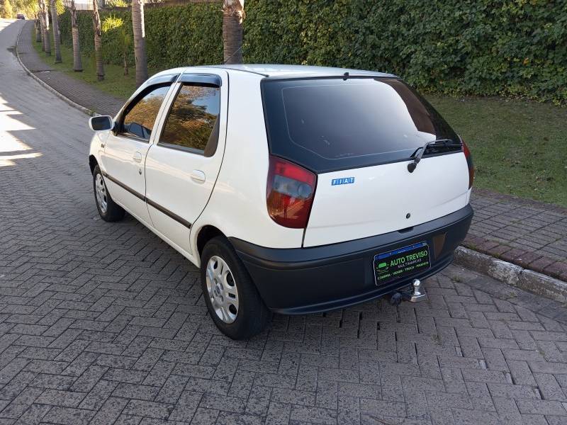 FIAT - PALIO - 1997/1997 - Branca - R$ 13.900,00