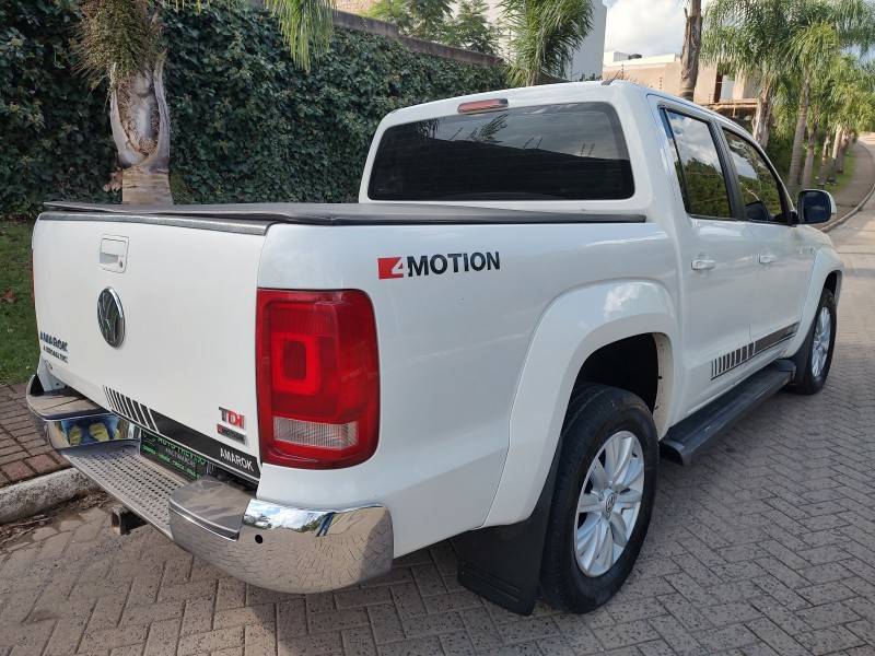 VOLKSWAGEN - AMAROK - 2012/2013 - Branca - R$ 110.000,00