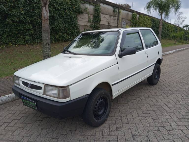 FIAT - UNO - 2002/2002 - Branca - R$ 11.900,00