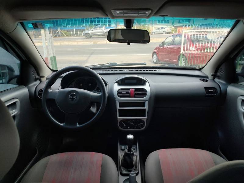CHEVROLET - MONTANA - 2008/2008 - Prata - R$ 36.900,00