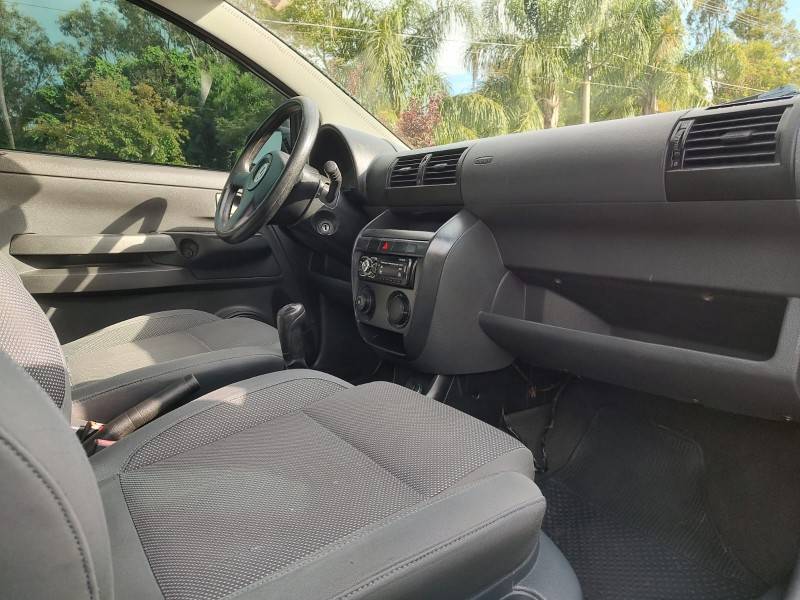 VOLKSWAGEN - FOX - 2009/2009 - Cinza - R$ 25.900,00
