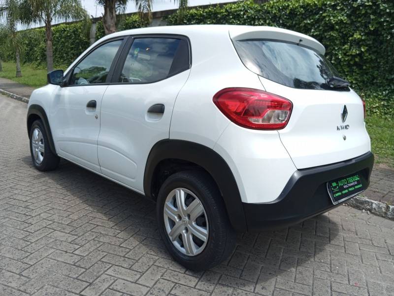 RENAULT - KWID - 2021/2022 - Branca - R$ 49.900,00
