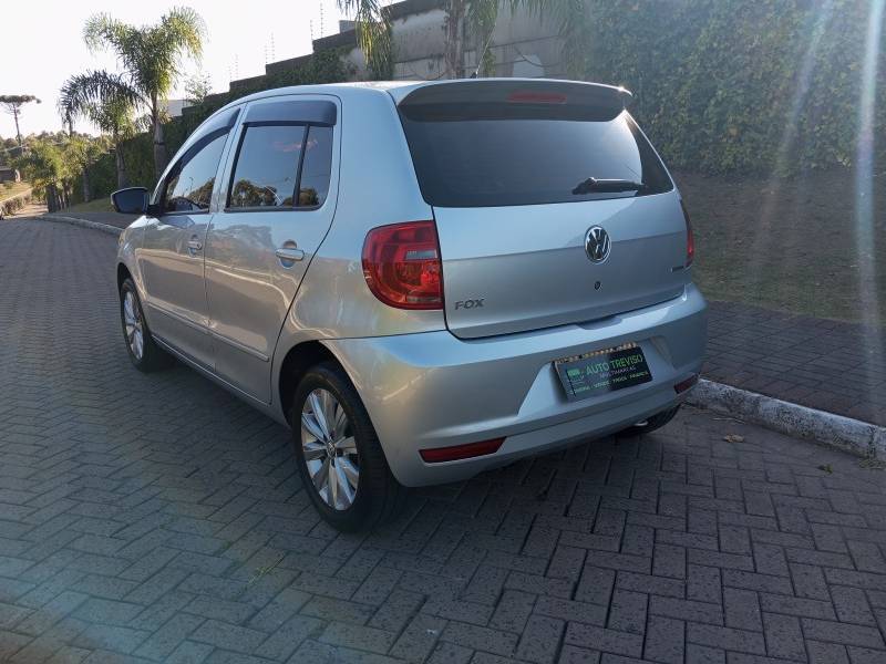 VOLKSWAGEN - FOX - 2014/2014 - Cinza - R$ 42.900,00