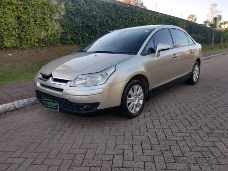 CITROËN - C4 - 2010/2010 - Cinza - R$ 26.900,00