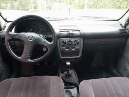 CHEVROLET - CORSA - 1996/1996 - Branca - R$ 12.900,00
