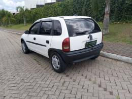 CHEVROLET - CORSA - 1996/1996 - Branca - R$ 12.900,00