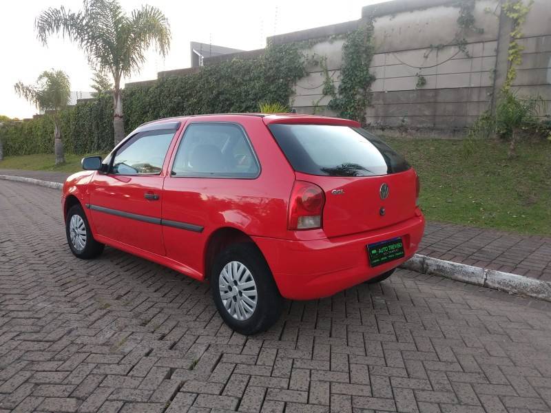 VOLKSWAGEN - GOL - 2011/2012 - Vermelha - R$ 17.000,00