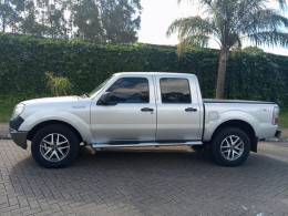 FORD - RANGER - 2011/2012 - Prata - R$ 78.900,00